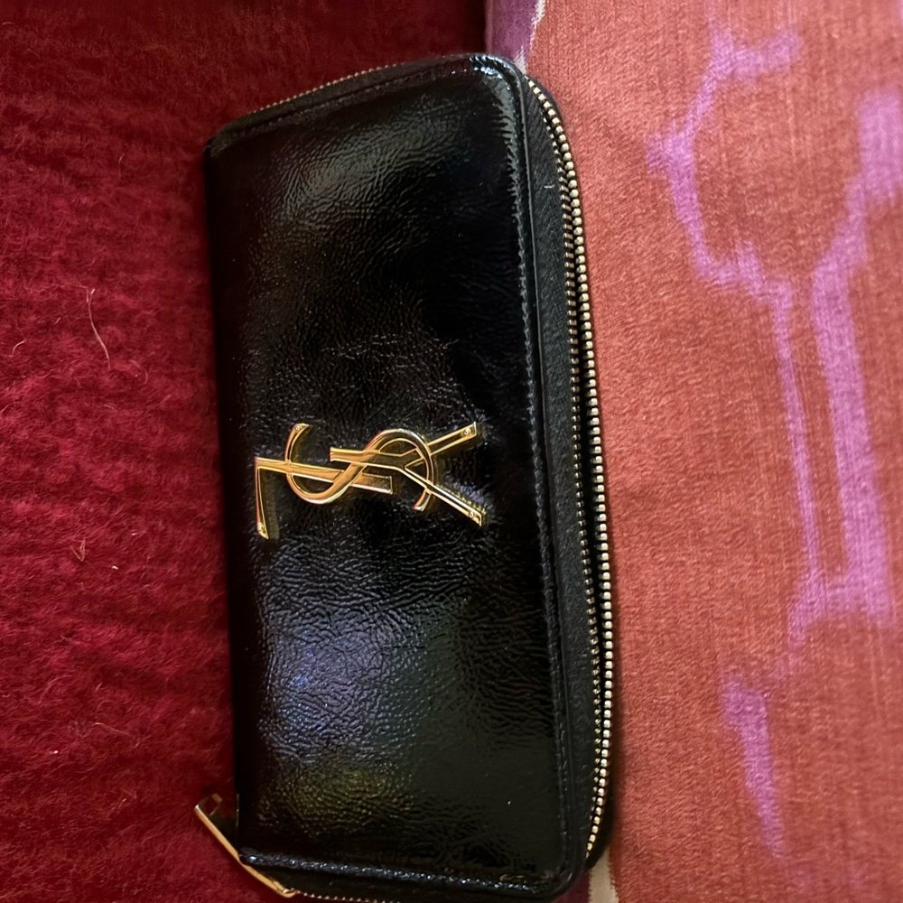 Ysl authentic patent long wallet